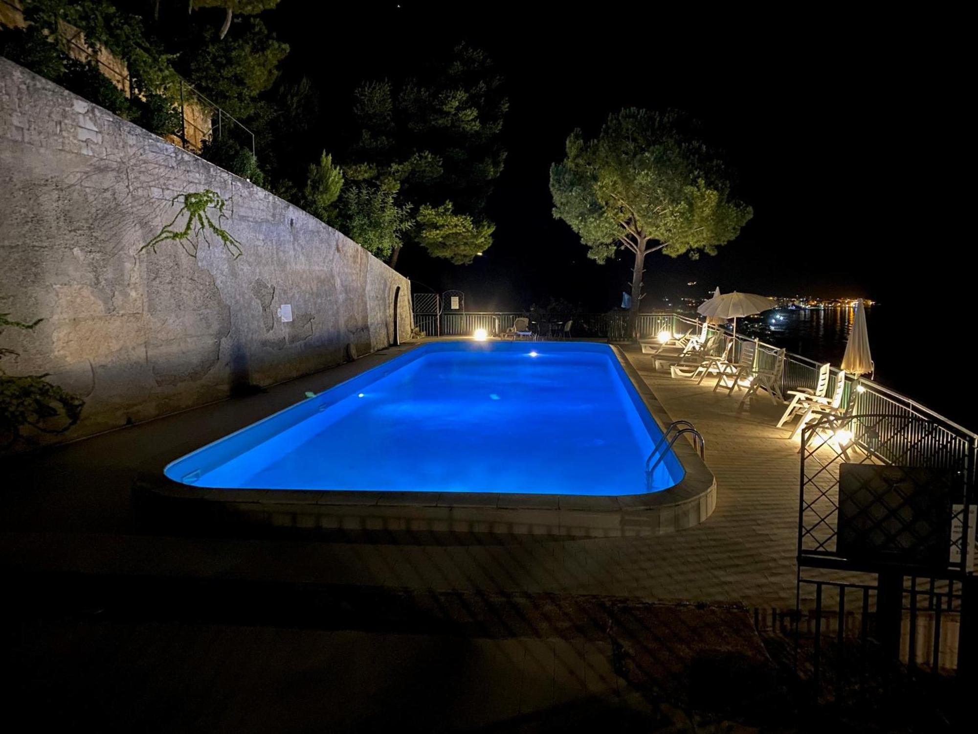 Вилла Monolocale Vista Mare Ad Acciaroli Localita Mezzatorre Agnone Cilento Экстерьер фото
