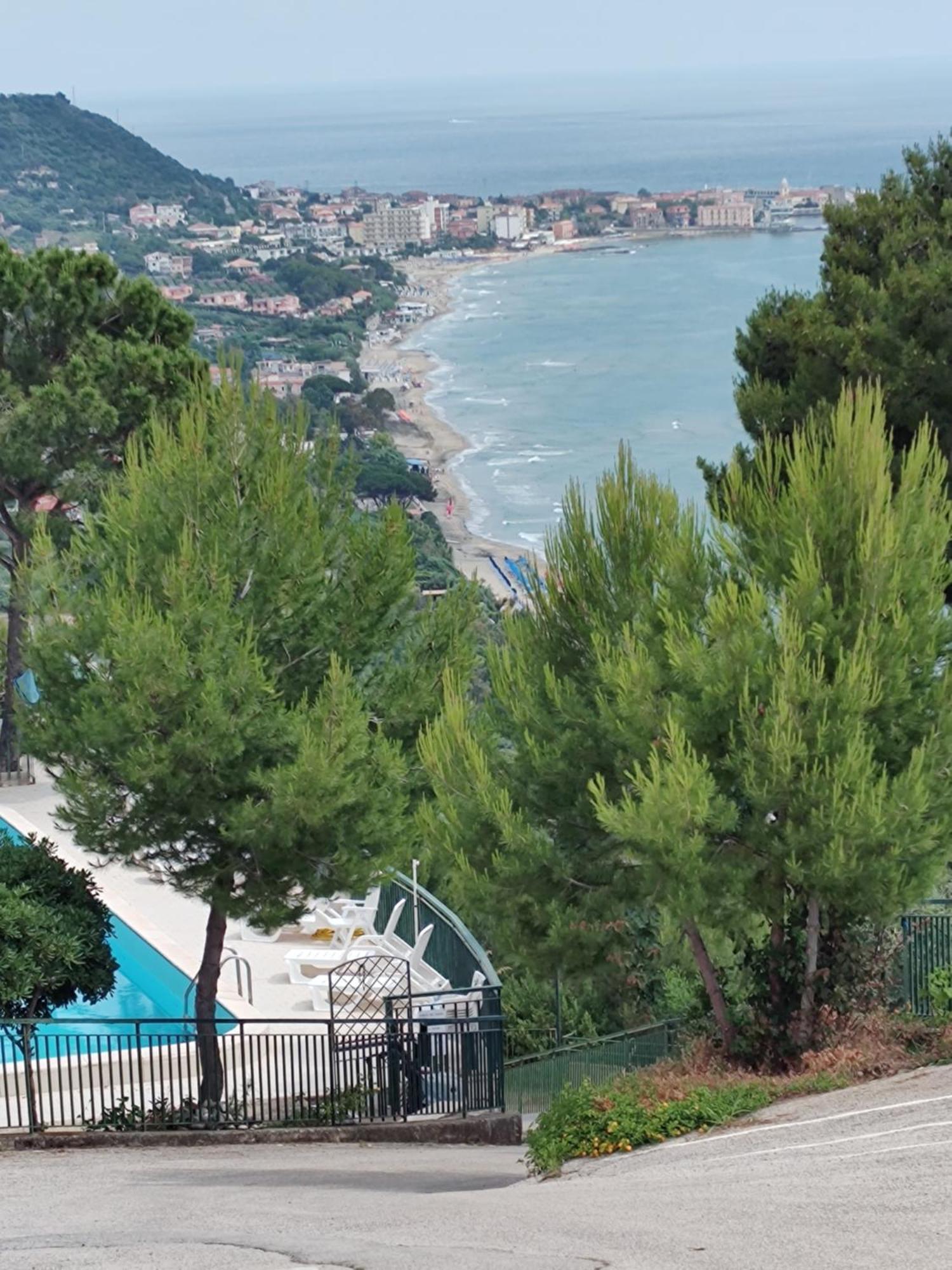 Вилла Monolocale Vista Mare Ad Acciaroli Localita Mezzatorre Agnone Cilento Экстерьер фото